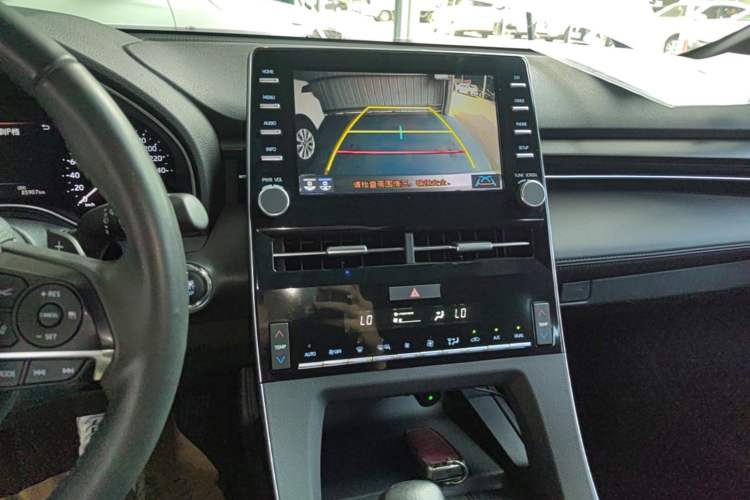 Used Toyota Avalon 2021 2.5L Luxury Edition Audio And AC Panel