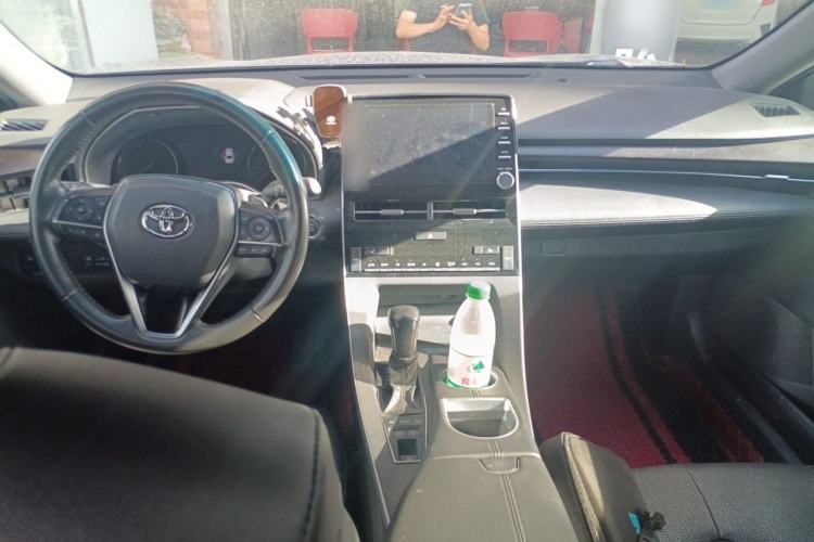 Used Toyota Avalon 2021 2.5L Touring Prestige SPORT Edition Center Console