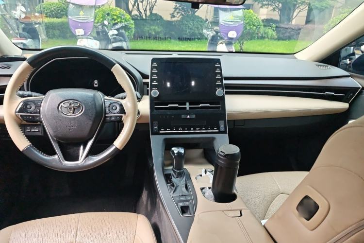 Used Toyota Avalon 2021 2.5L Luxury Edition Center Console