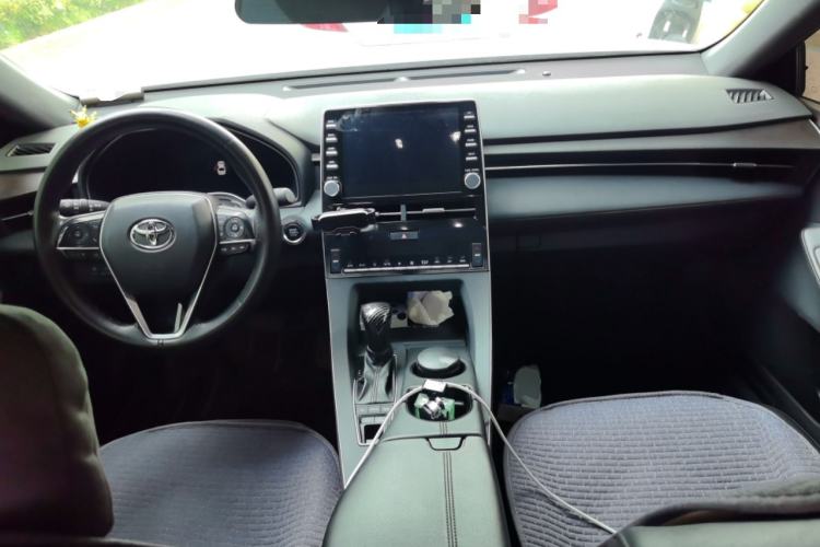 Used Toyota Avalon 2021 2.5L Luxury Edition Center Console