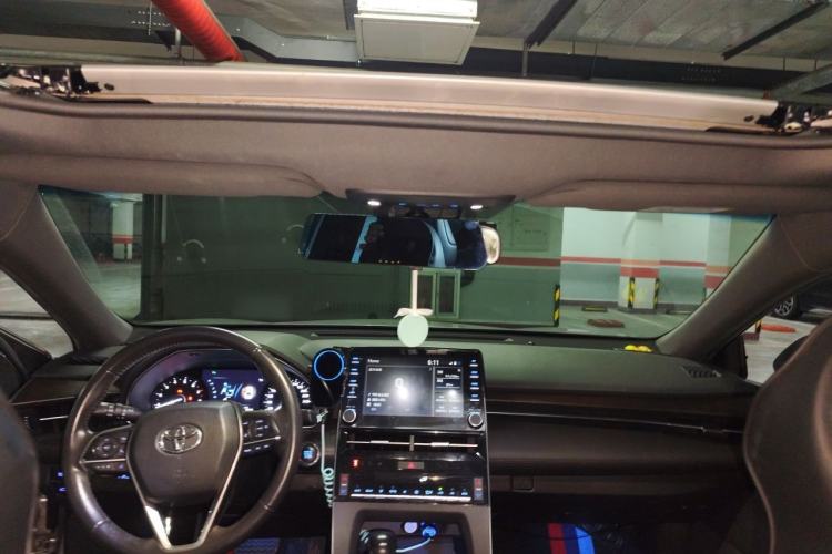 Used Toyota Avalon 2021 2.5L Luxury Edition Center Console