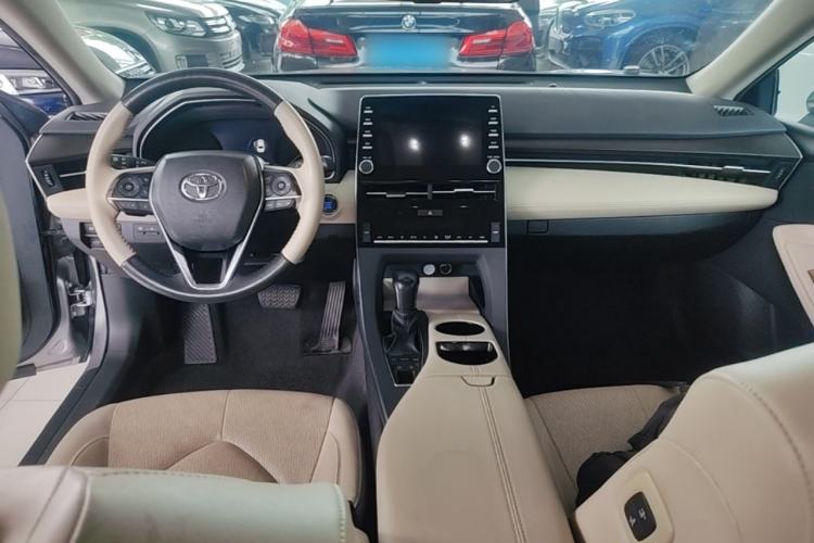 Used Toyota Avalon 2021 2.5L Luxury Edition Center Console