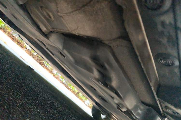 Used Toyota Avalon 2021 2.5L Luxury Edition Chassis Front Left
