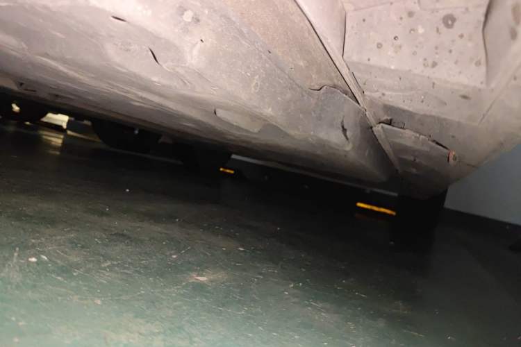 Used Toyota Avalon 2021 2.5L Luxury Edition Chassis Front Left