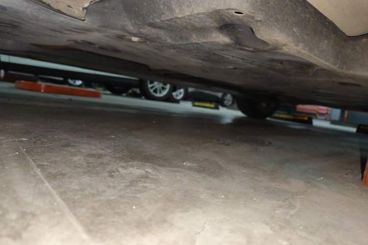 Used Toyota Avalon 2021 2.5L Luxury Edition Chassis Front Left