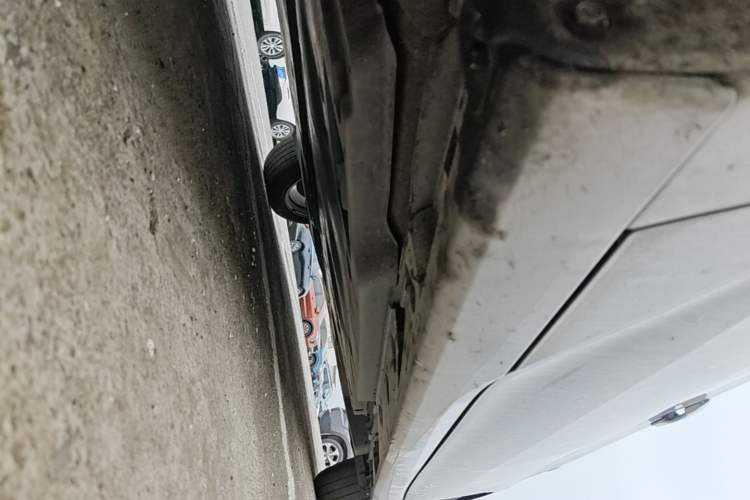 Used Toyota Avalon 2021 2.5L Luxury Edition Chassis Front Left