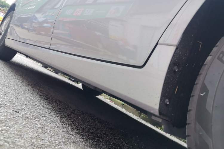 Used Toyota Avalon 2021 2.5L Luxury Edition Chassis Rear Left
