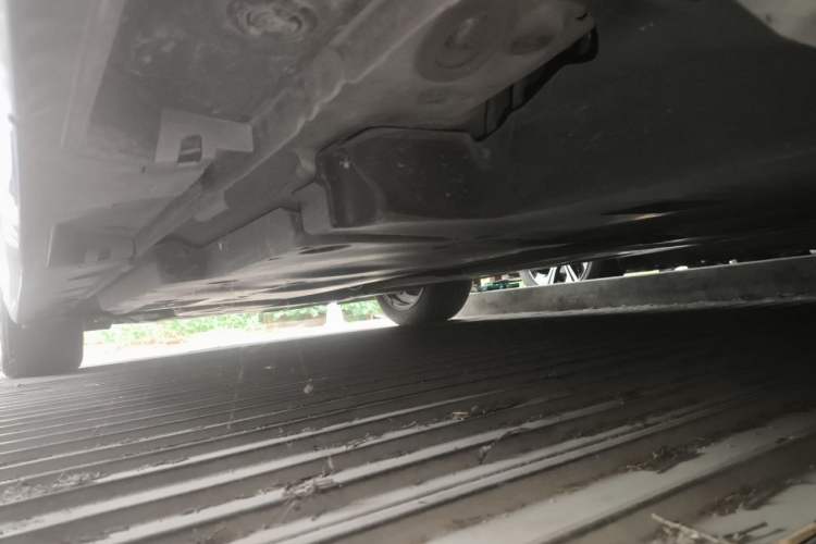 Used Toyota Avalon 2021 2.5L Luxury Edition Chassis Rear Left