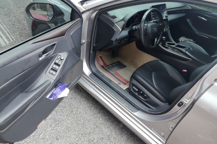 Used Toyota Avalon 2021 2.5L Luxury Edition Driver Seat