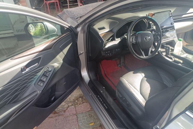 Used Toyota Avalon 2021 2.5L Touring Prestige SPORT Edition Driver Seat