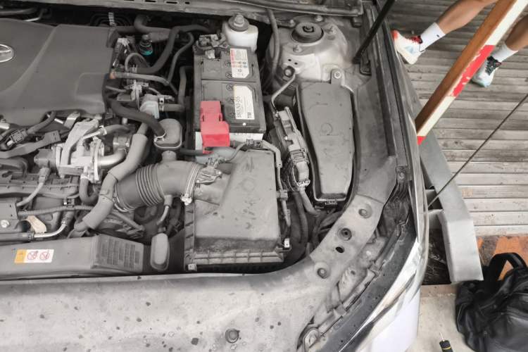 Used Toyota Avalon 2021 2.5L Luxury Edition Engine Bay Left