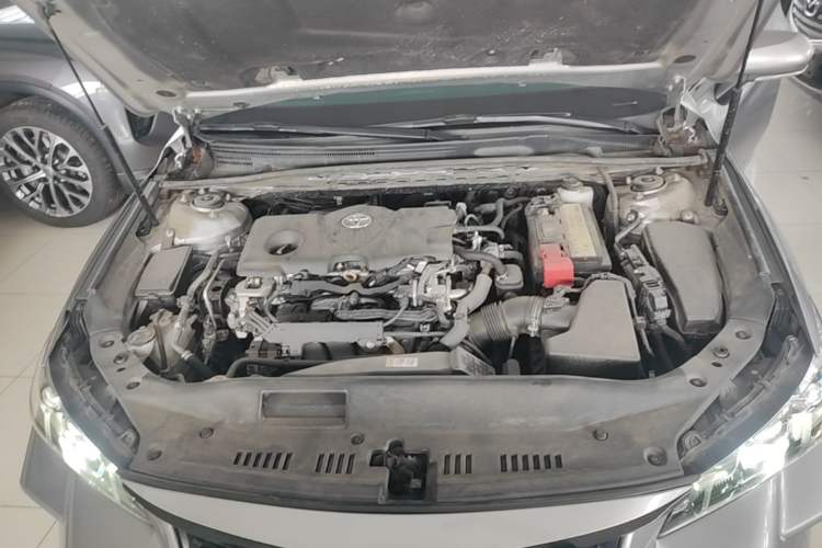 Used Toyota Avalon 2021 2.5L Luxury Edition Engine Bay