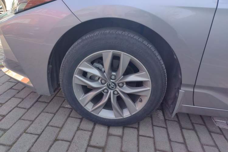 Used Toyota Avalon 2021 2.5L Luxury Edition Exterior 4