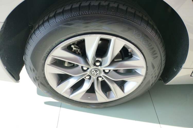 Used Toyota Avalon 2021 2.5L Luxury Edition Exterior 5