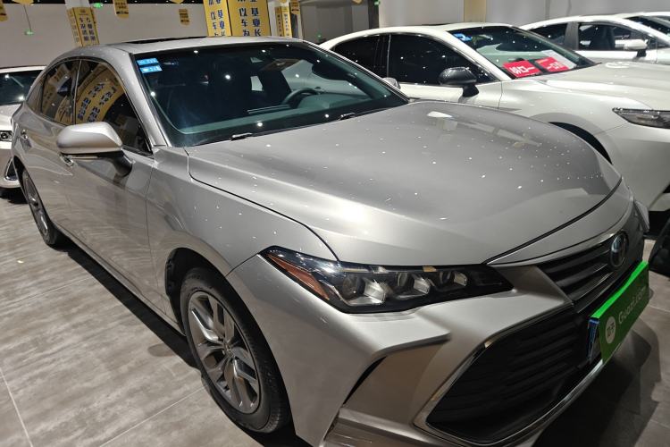 Used Toyota Avalon 2021 2.5L Luxury Edition Front Right 45 Deg