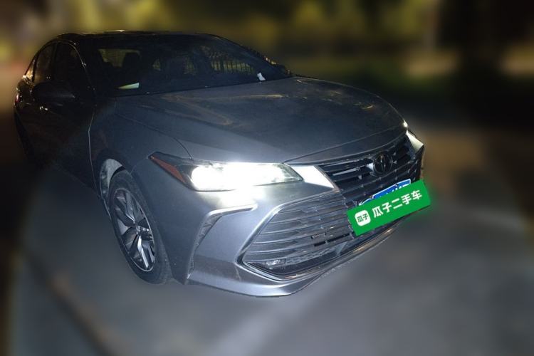 Used Toyota Avalon 2021 2.5L Luxury Edition Front Right 45 Deg