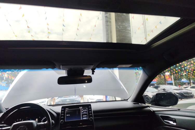 Used Toyota Avalon 2021 2.5L Luxury Edition Headliner