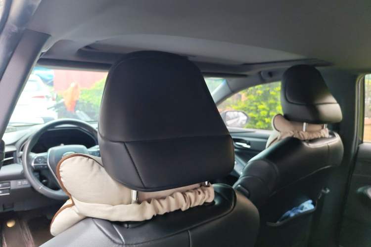 Used Toyota Avalon 2021 2.5L Luxury Edition Headliner