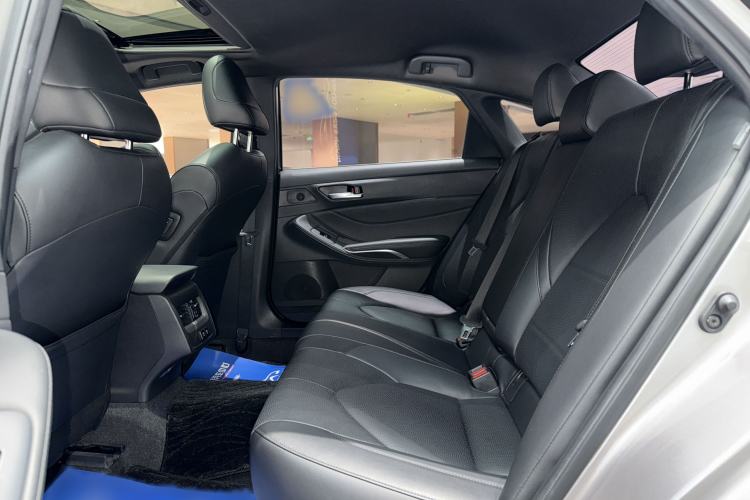 Used Toyota Avalon 2021 2.5L Luxury Edition Interior 4
