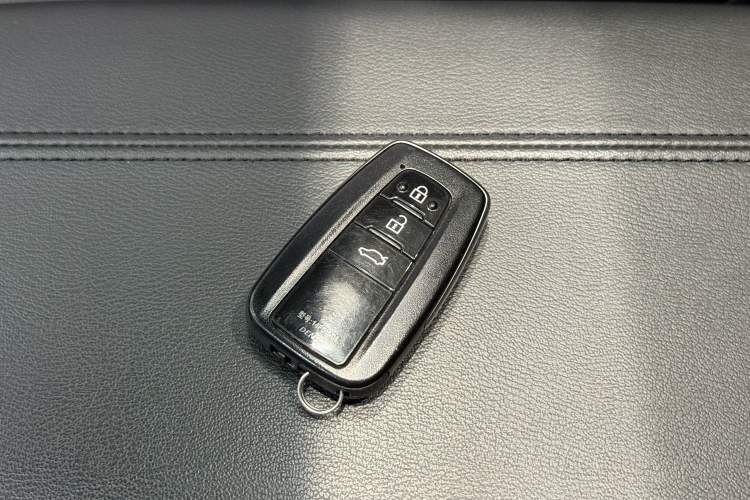Used Toyota Avalon 2021 2.5L Luxury Edition Interior 5