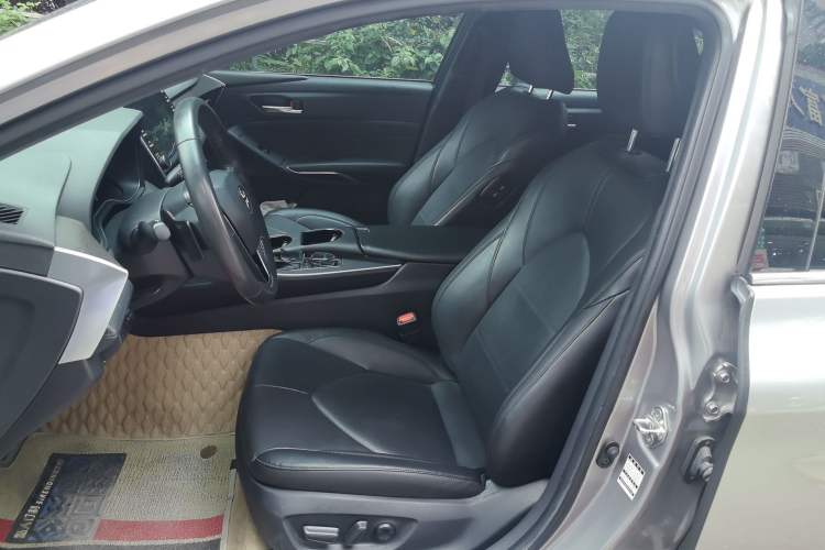 Used Toyota Avalon 2021 2.5L Luxury Edition Left Front Seat