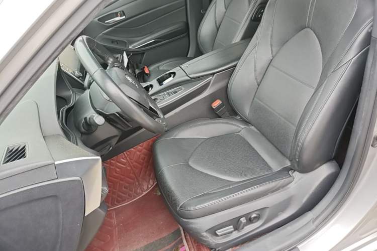 Used Toyota Avalon 2021 2.5L Luxury Edition Left Front Seat