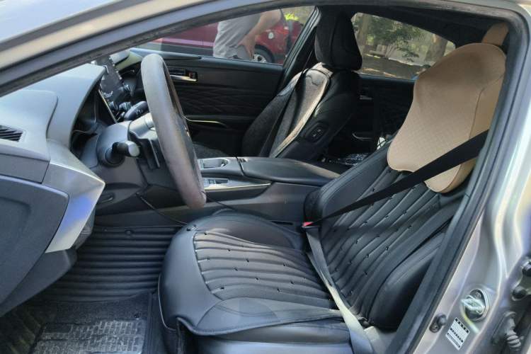 Used Toyota Avalon 2021 2.5L Touring Prestige SPORT Edition Left Front Seat