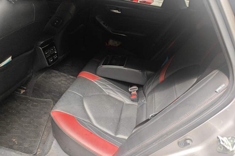 Used Toyota Avalon 2021 2.5L Touring Prestige SPORT Edition Left Rear Seat