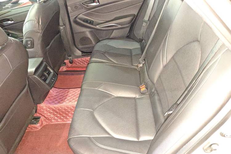 Used Toyota Avalon 2021 2.5L Luxury Edition Left Rear Seat