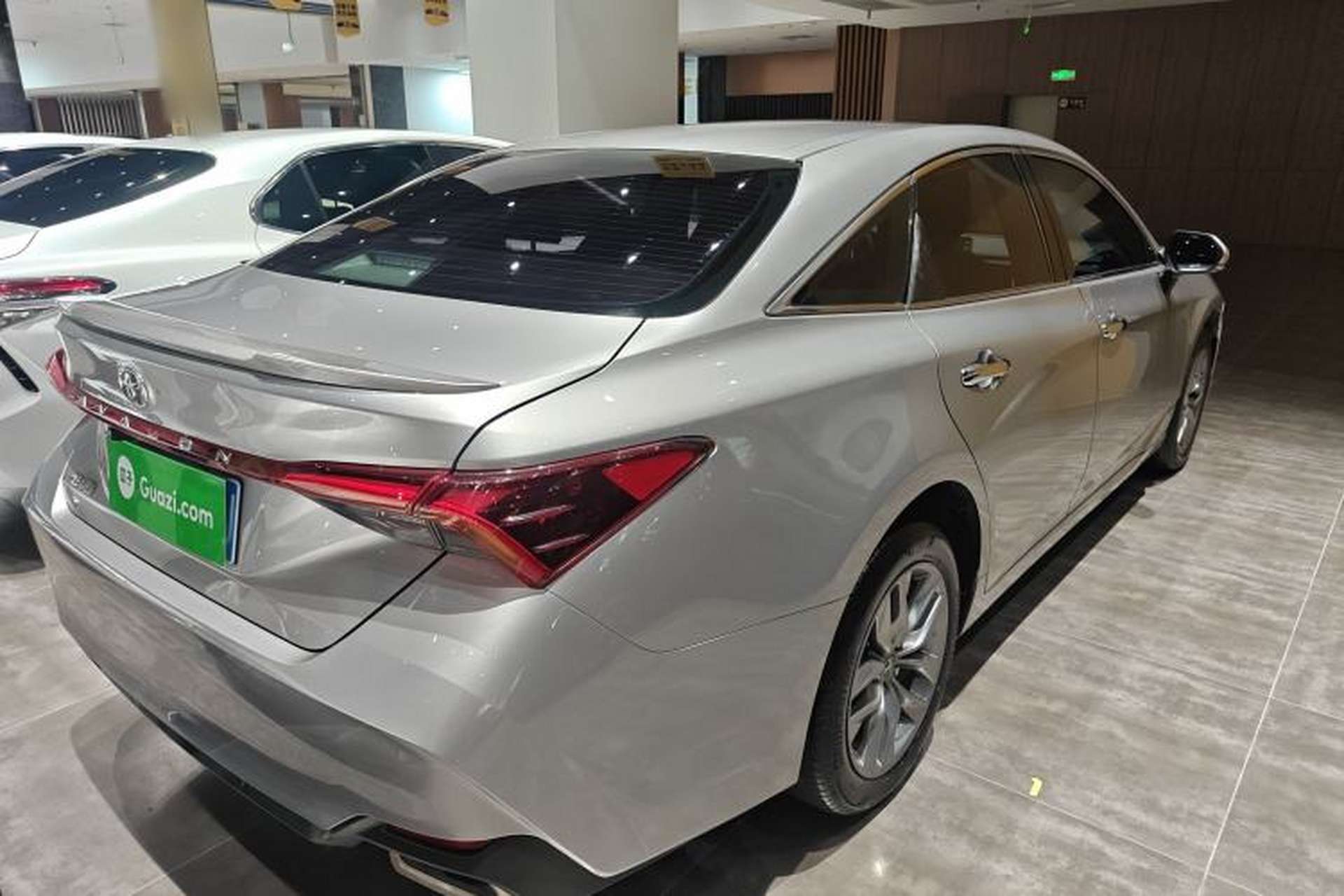 Used Toyota Avalon 2021 2.5L Luxury Edition Rear Right 45 Deg