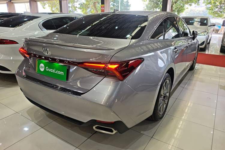 Used Toyota Avalon 2021 2.5L Luxury Edition Rear Right 45 Deg