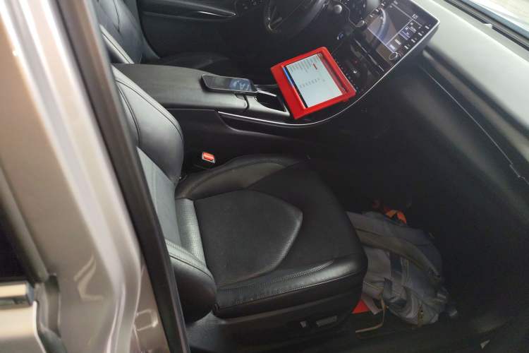 Used Toyota Avalon 2021 2.5L Luxury Edition Right Front Seat