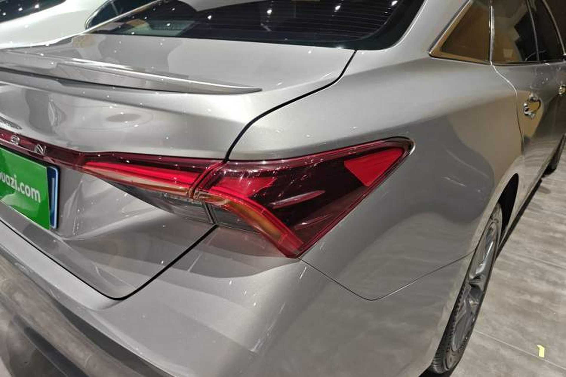 Used Toyota Avalon 2021 2.5L Luxury Edition Right Rear Taillight