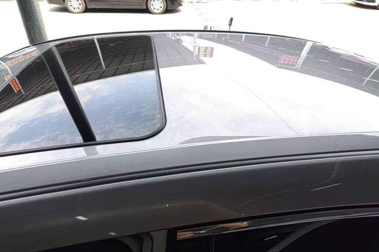 Used Toyota Avalon 2021 2.5L Luxury Edition Roof