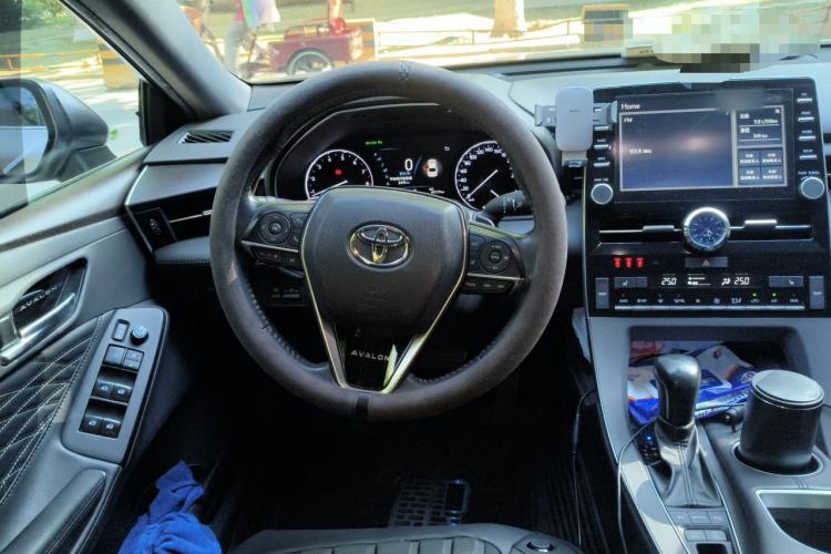 Used Toyota Avalon 2021 2.5L Touring Prestige SPORT Edition Steering Wheel