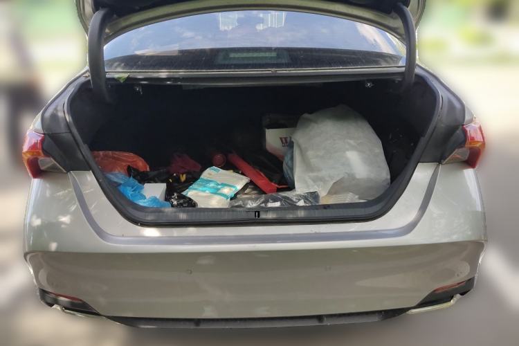 Used Toyota Avalon 2021 2.5L Luxury Edition Trunk