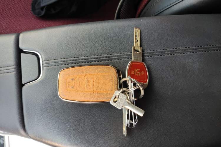 Used Toyota Avalon 2021 2.5L Luxury Edition Vehicle Key