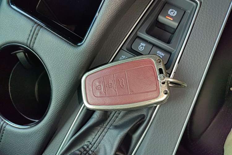 Used Toyota Avalon 2021 2.5L Luxury Edition Vehicle Key