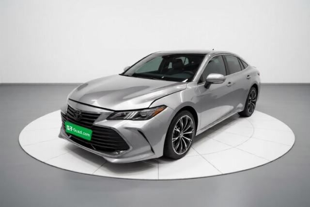 Ojetý Toyota Avalon 2021 2.5L Luxury Edition