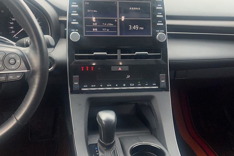 Used Toyota Avalon 2021 2.5L Luxury Edition Audio And AC Panel