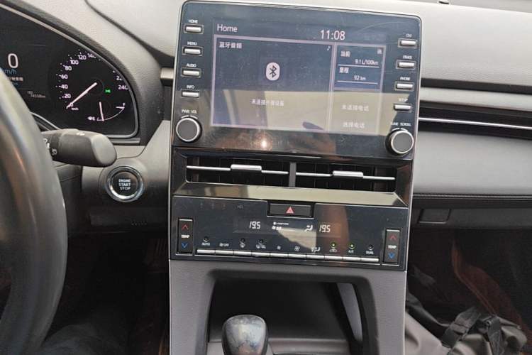 Used Toyota Avalon 2021 2.5L Luxury Edition Audio And AC Panel