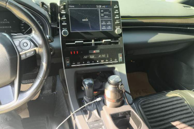 Used Toyota Avalon 2021 2.5L Luxury Edition Audio And AC Panel