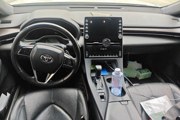 Used Toyota Avalon 2021 2.5L Luxury Edition Center Console