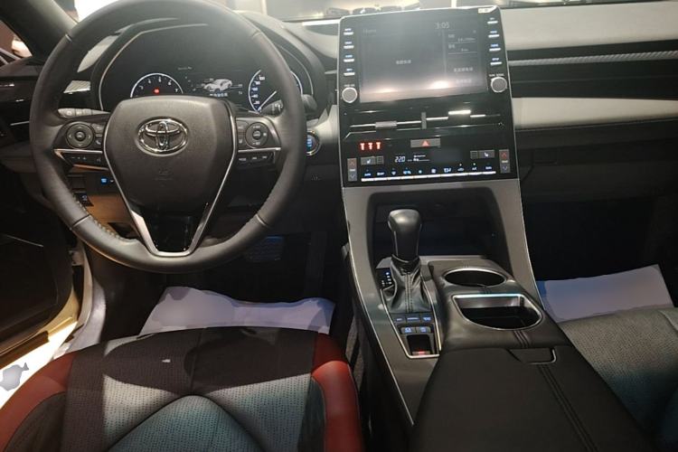 Used Toyota Avalon 2021 2.5L Touring Prestige SPORT Edition Center Console