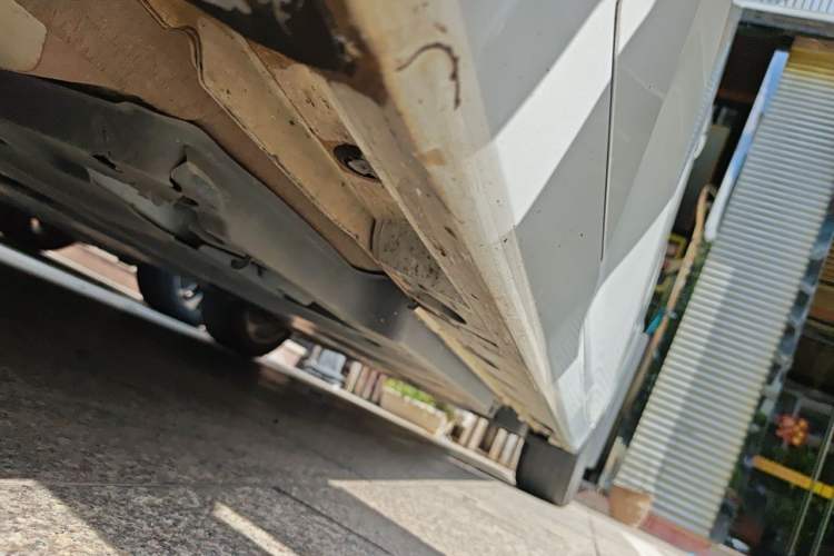 Used Toyota Avalon 2021 2.5L Luxury Edition Chassis Front Left