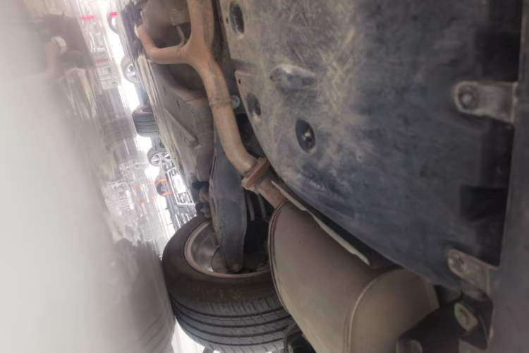Used Toyota Avalon 2021 2.5L Luxury Edition Chassis Front Left