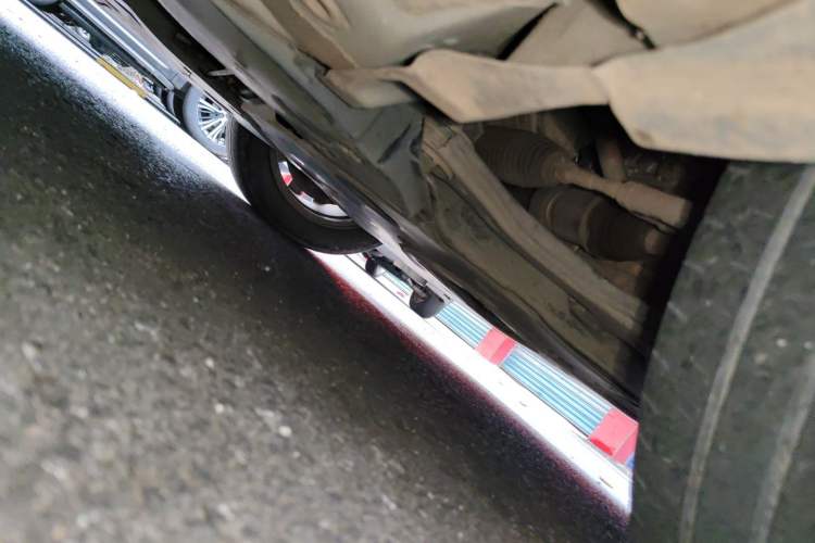 Used Toyota Avalon 2021 2.5L Luxury Edition Chassis Front Right