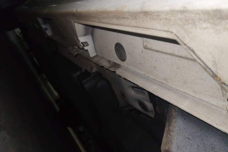 Used Toyota Avalon 2021 2.5L Luxury Edition Chassis Rear Left