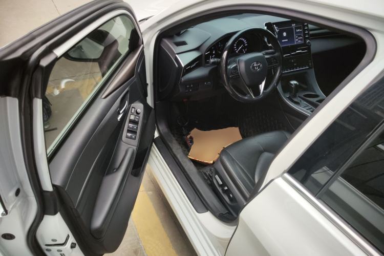 Used Toyota Avalon 2021 2.5L Luxury Edition Driver Seat