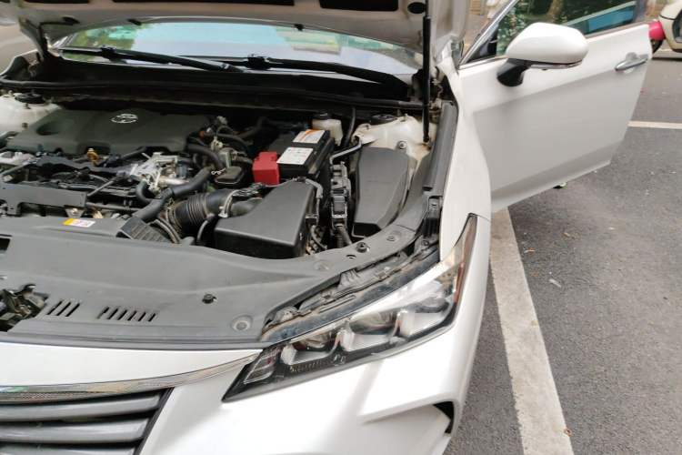 Used Toyota Avalon 2021 2.5L Luxury Edition Engine Bay Left